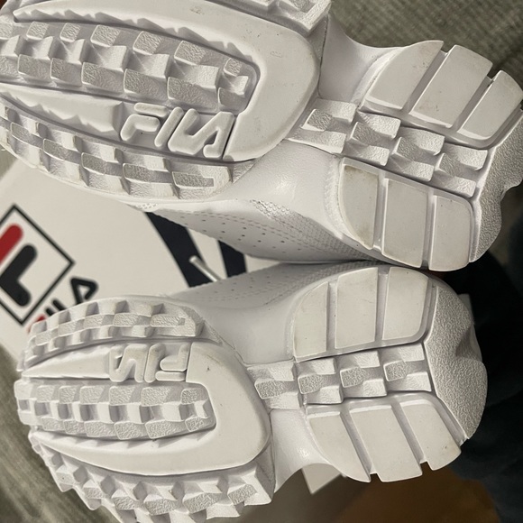 nwt fila disruptor 2 toddler - Picture 3 of 4